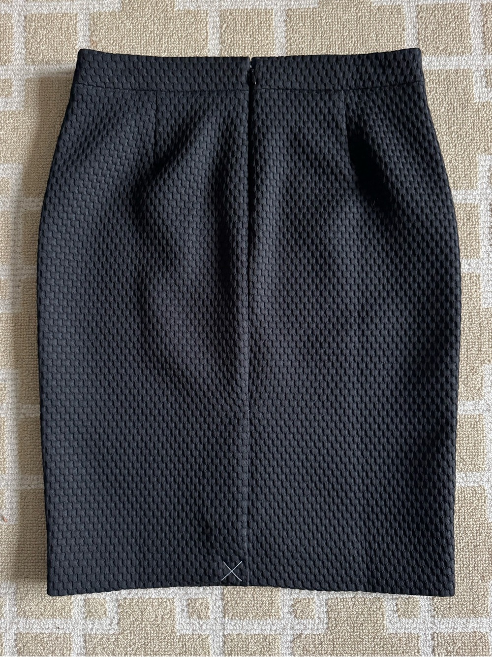 J. Crew No. 2 Black Textured Pencil Skirt Classic Office Workwear Size 4 - Picture 4 of 10